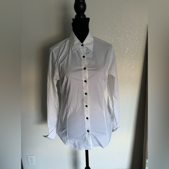 Esabel C. Long Sleeve Button-Up | White Long sleeve button up | Size M - Picture 6 of 14